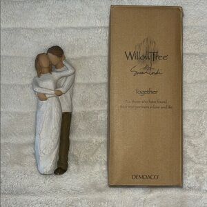 NEW Willow Tree Together Figurine